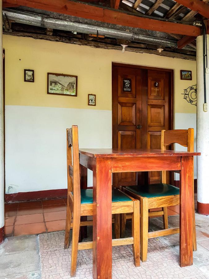 Casa De Los Berrios เลออน ภายนอก รูปภาพ